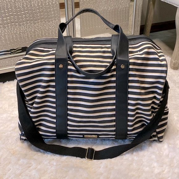 Madden girl woman’s jersey striped weekender, travel large capacity bag 🌹 - Picture 7 of 13